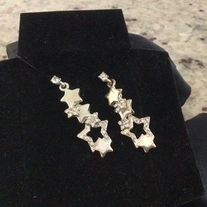 Be the star!! Silver earrings 1 1/2” long